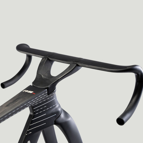 AVENGER R8RS Aero Frameset
