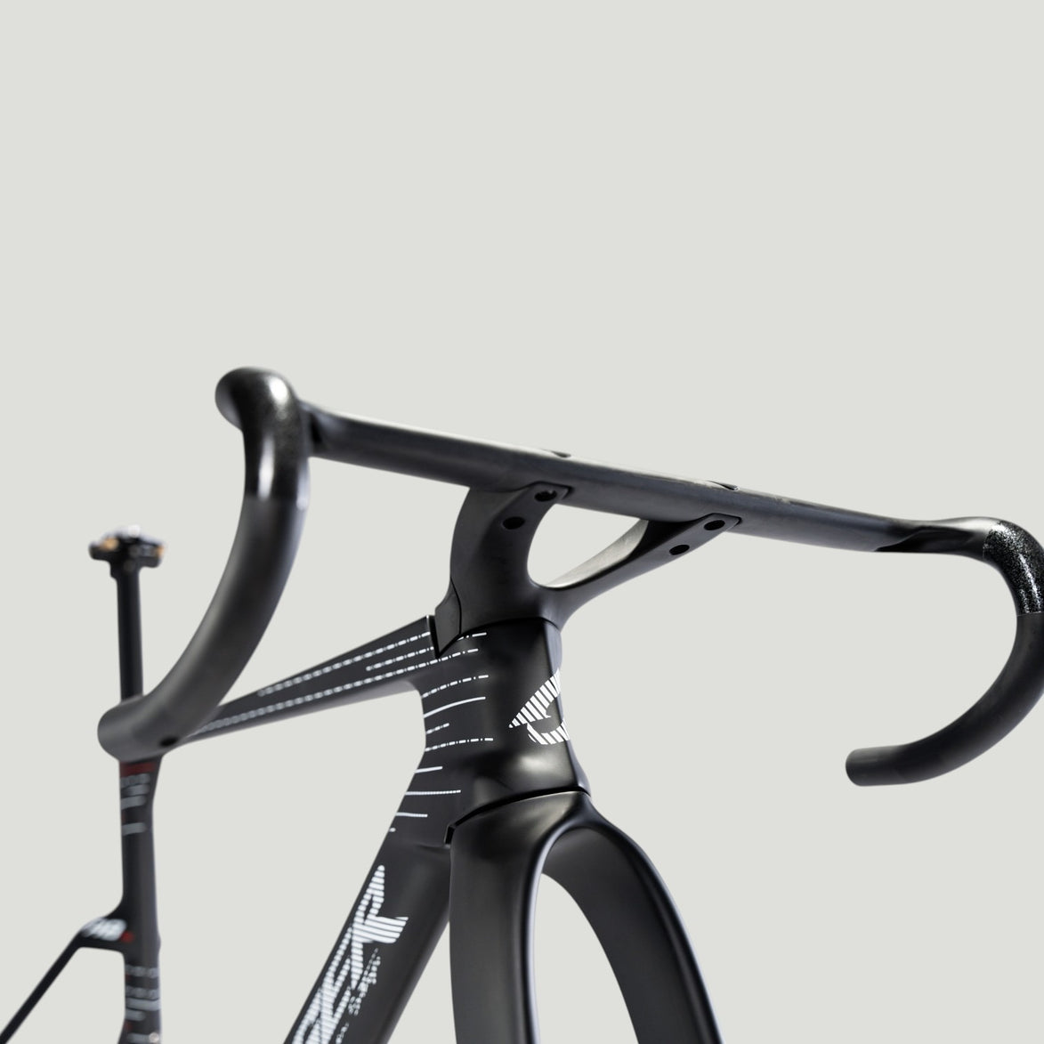 AVENGER R8RS Aero Frameset