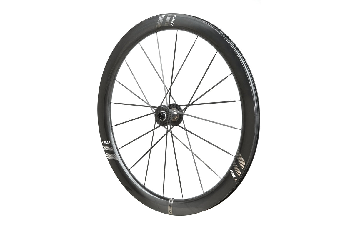FARSPORTS Ultimate EVO5 S front hub and carbon flange detail