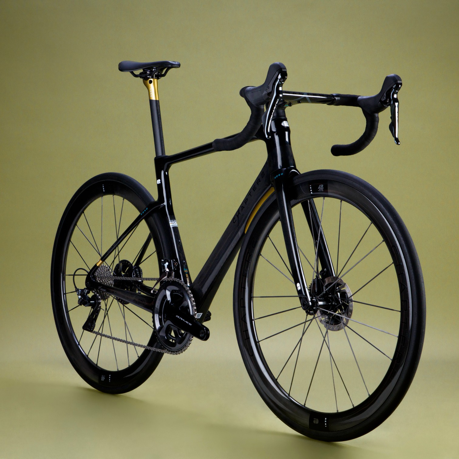 Chapter2 KOKO aero road bike in black and gold