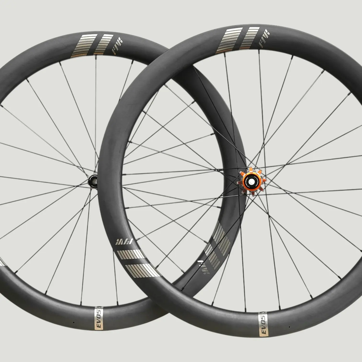 Farsports road wheel